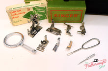 Load image into Gallery viewer, Singer Featherweight 222K Sewing Machine EM9612**