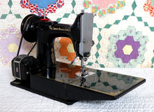 Load image into Gallery viewer, Singer Featherweight 221K Sewing Machine, EH378***