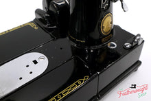 Load image into Gallery viewer, Singer Featherweight 222K Sewing Machine EL185***
