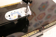 Load image into Gallery viewer, Singer Featherweight 222K Sewing Machine EP541***