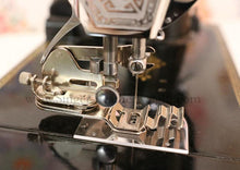 Load image into Gallery viewer, Zigzagger - Chadwick fits the Singer Featherweight 221 and 222 (vintage)