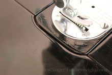 Load image into Gallery viewer, Singer Featherweight 222K Sewing Machine EN137***