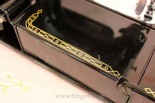 Load image into Gallery viewer, Singer Featherweight 222K Sewing Machine EN137***