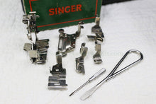 Load image into Gallery viewer, Singer Featherweight 221 Sewing Machine, AF089***
