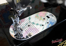 Load image into Gallery viewer, Singer Featherweight 222K Sewing Machine, RED "S" EP759***