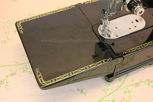Load image into Gallery viewer, Singer Featherweight 222K Sewing Machine EK633***