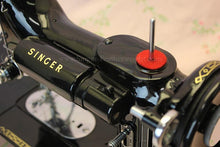 Load image into Gallery viewer, Singer Featherweight 222K Sewing Machine EK633***