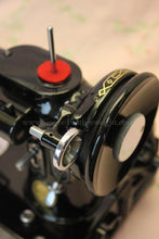 Load image into Gallery viewer, Singer Featherweight 222K Sewing Machine EK633***