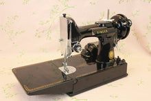 Load image into Gallery viewer, Singer Featherweight 221 Sewing Machine, AL565***