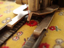 Load image into Gallery viewer, Eyelet Cam for the Singer Buttonholer (NEW)
