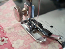 Load image into Gallery viewer, Quarter Inch (1/4") Foot, Hinged