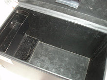 Load image into Gallery viewer, Screw, Singer Featherweight 221 Case Tray & Bracket (Vintage Original)