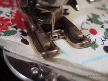 Load image into Gallery viewer, Zigzag Attachment, Swiss Zigzagger &amp; Walking Foot (Vintage Original)

