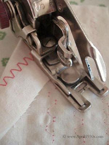 Zigzag Attachment, Swiss Zigzagger & Walking Foot (Vintage Original)