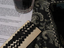 Load image into Gallery viewer, Pattern, Featherweight Table Cover (digital download)
