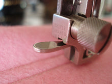 Load image into Gallery viewer, Gauge Presser Foot Attachment Set, Singer (Vintage Original) - SLANT SHANK
