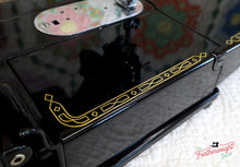 Load image into Gallery viewer, Singer Featherweight 222K Sewing Machine EK6285** ORIGINAL CARDBOARD BOX Included

