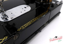 Load image into Gallery viewer, Singer Featherweight 222K 1957 - EM603***
