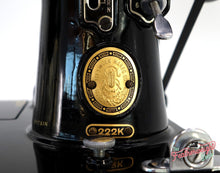 Load image into Gallery viewer, Singer Featherweight 222K 1957 - EM603***

