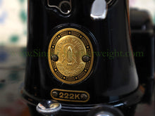 Load image into Gallery viewer, Singer Featherweight 222K Sewing Machine EK636***
