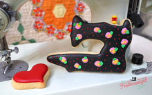 Load image into Gallery viewer, Featherweight Cookie Cutter
