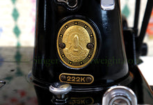 Load image into Gallery viewer, Singer Featherweight 222K Sewing Machine EM9611**
