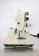 Load image into Gallery viewer, Singer Featherweight 221K Sewing Machine, WHITE EV963***
