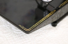 Load image into Gallery viewer, Singer Featherweight 222K Sewing Machine EM6028***

