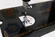 Load image into Gallery viewer, Quarter Inch (1/4")  Foot, Open-Toe - SLANT
