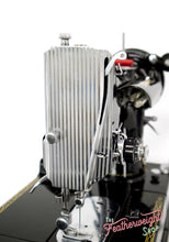 Load image into Gallery viewer, Singer Featherweight 222K Sewing Machine EM9618**
