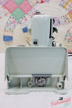 Load image into Gallery viewer, Singer Featherweight 221K Sewing Machine, WHITE EV964***
