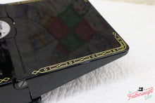 Load image into Gallery viewer, Singer Featherweight 222K Sewing Machine EL184***
