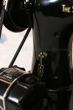Load image into Gallery viewer, Singer Featherweight 221 Sewing machine, 1933 AD541***
