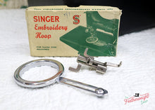 Load image into Gallery viewer, Singer Featherweight 222K Sewing Machine EN136***
