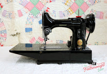 Load image into Gallery viewer, Singer Featherweight 222K Sewing Machine, RED "S" EP758***
