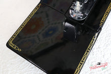 Load image into Gallery viewer, Singer Featherweight 222K Sewing Machine EJ622***
