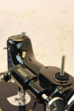 Load image into Gallery viewer, Singer Featherweight 221 Sewing Machine GOLDEN GATE SAN FRANCISCO 1939 Edition AF086***
