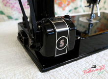 Load image into Gallery viewer, Singer Featherweight 221 Sewing Machine, AE991***
