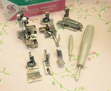 Load image into Gallery viewer, Singer Featherweight 221 Sewing Machine, WHITE EV982***
