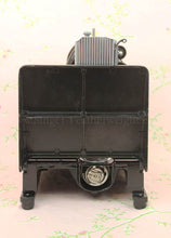 Load image into Gallery viewer, Singer Featherweight 222K Sewing Machine EL683***
