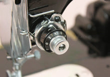 Load image into Gallery viewer, Singer Featherweight 222K Sewing Machine EL683***
