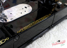 Load image into Gallery viewer, Singer Featherweight 222K Sewing Machine EK6296**
