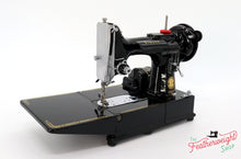 Load image into Gallery viewer, Singer Featherweight 222K Sewing Machine EM9573**
