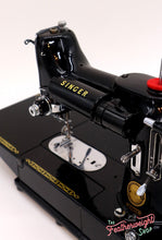 Load image into Gallery viewer, Singer Featherweight 222K Sewing Machine EJ909***
