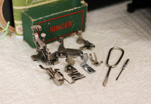 Load image into Gallery viewer, Singer Featherweight 222K Sewing Machine EM6011**
