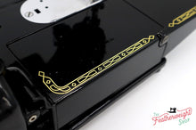 Load image into Gallery viewer, Singer Featherweight 222K Sewing Machine EM238***
