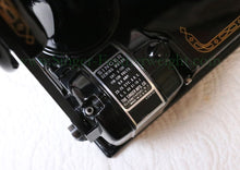 Load image into Gallery viewer, Singer Featherweight 221 Sewing Machine, AM186***

