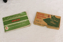 Load image into Gallery viewer, Singer Featherweight 222K Sewing Machine EM6028***

