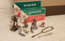 Load image into Gallery viewer, Singer Featherweight 221 Sewing Machine, TAN JE157***
