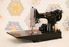 Load image into Gallery viewer, Singer Featherweight 221 Sewing Machine, AL541***
